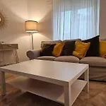 637A Moderno Y Comodo Apto